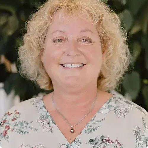 Debbie Guest Adviser Headshot